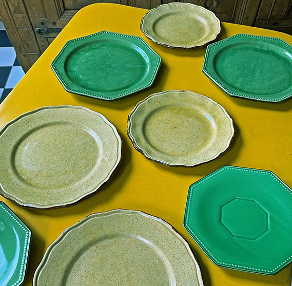 plates